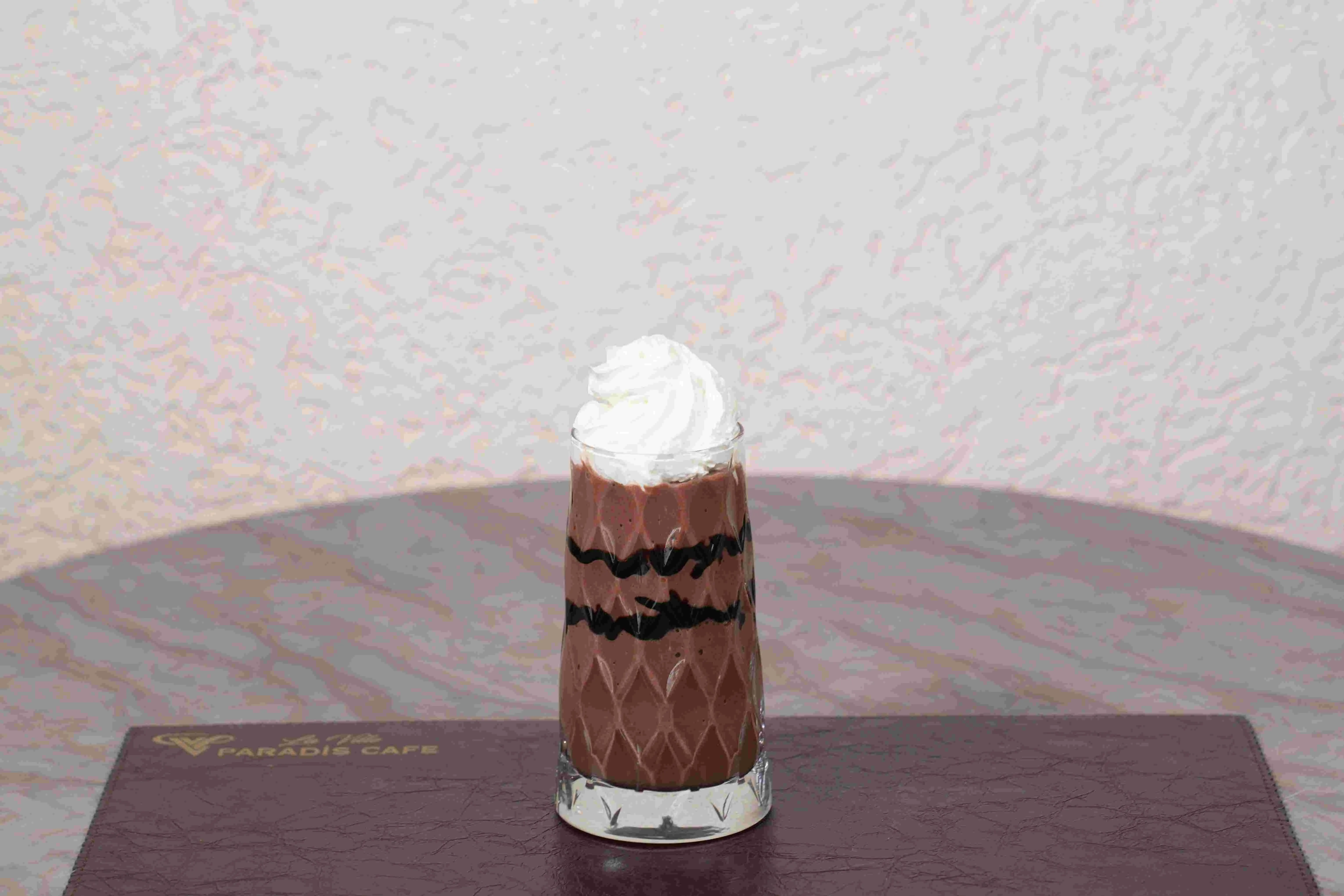 ÇİKOLATALI MİLKSHAKE
