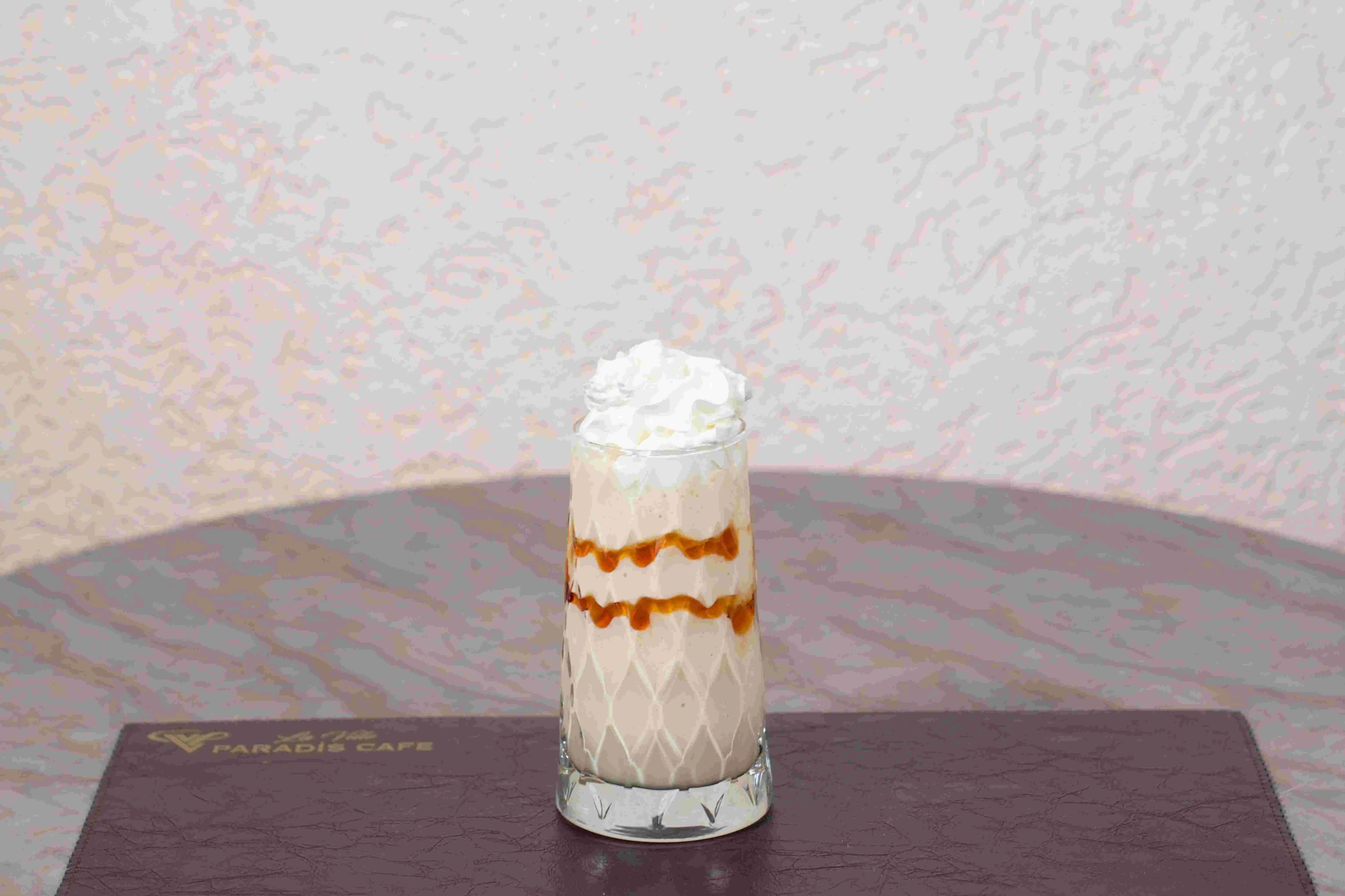KARAMELLİ FRAPPUCİNO