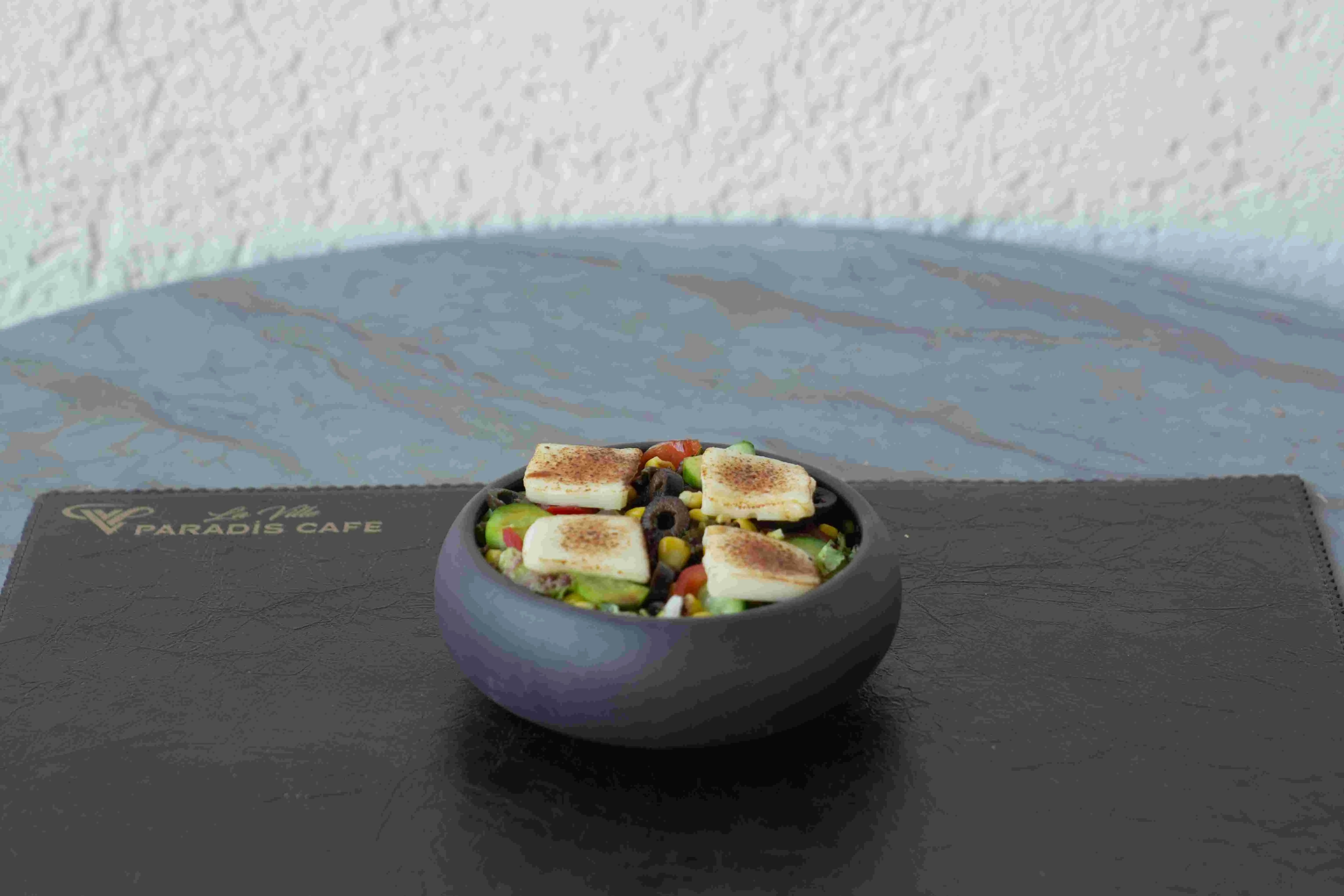 HELLİM SALATA 